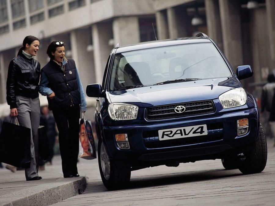 Toyota RAV4 3-Door 2000 года  (фото 4 из 15)